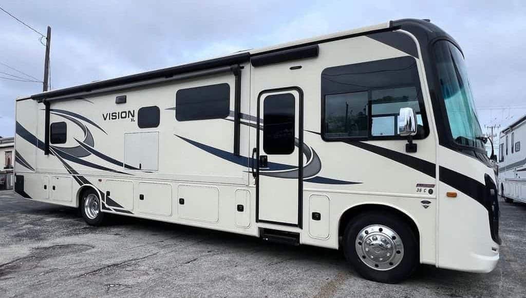 Entergra Vision XL 36C - Class A motorhome